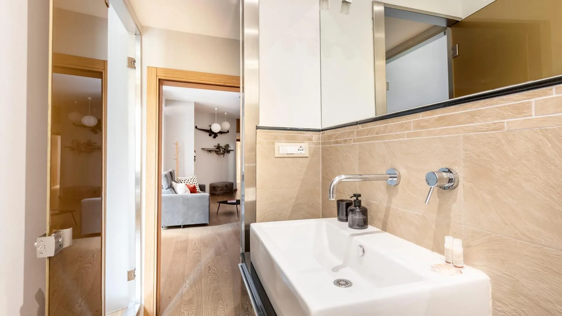 Premiere Apartment Rome