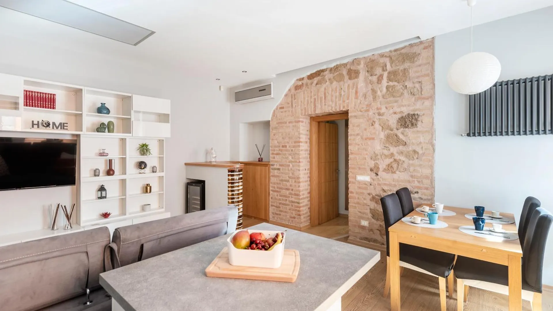 Premiere Apartment Rome Italy