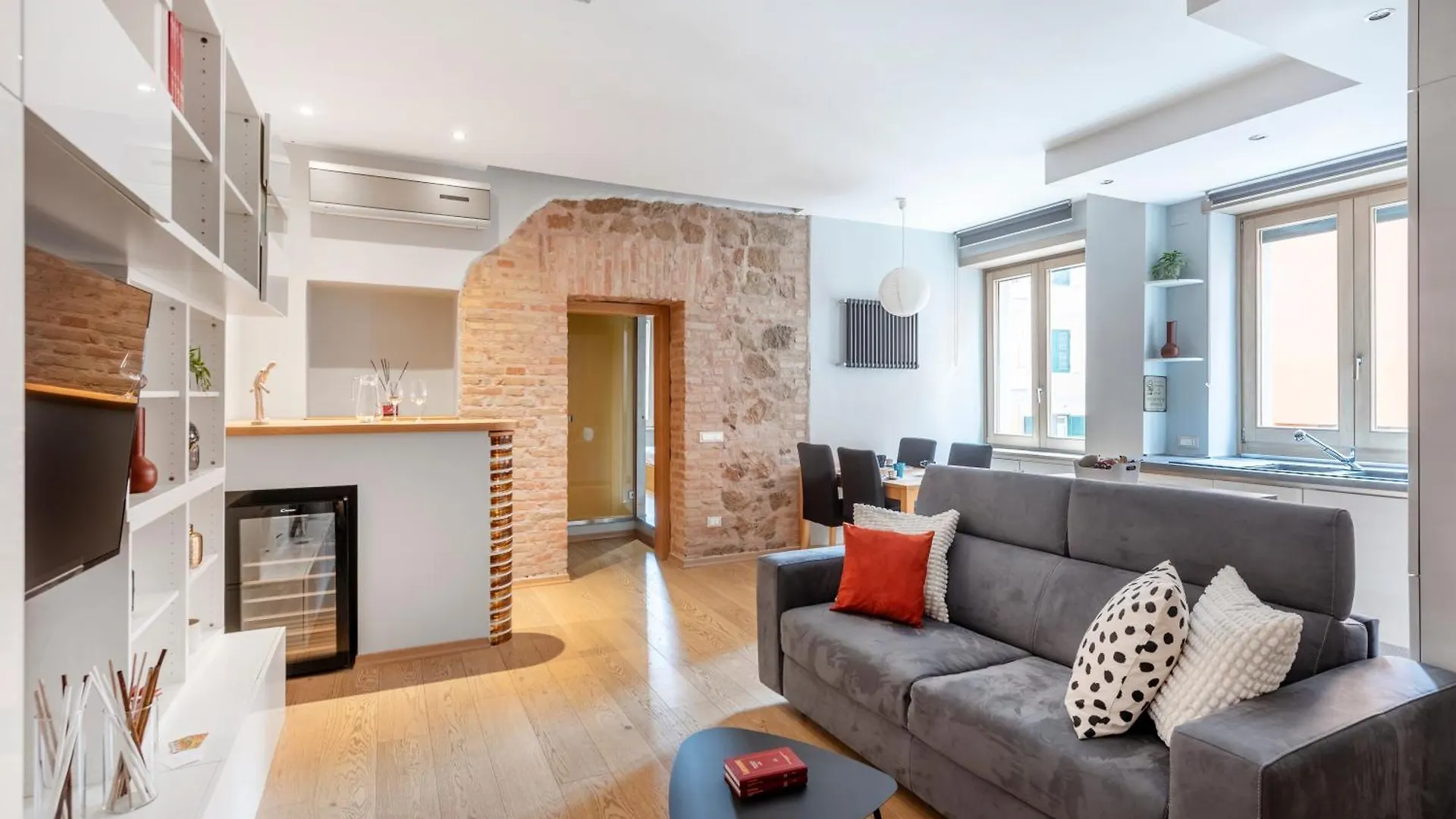 Premiere Apartment Rome